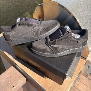 Men’s Black Travis Sc. Sneakers